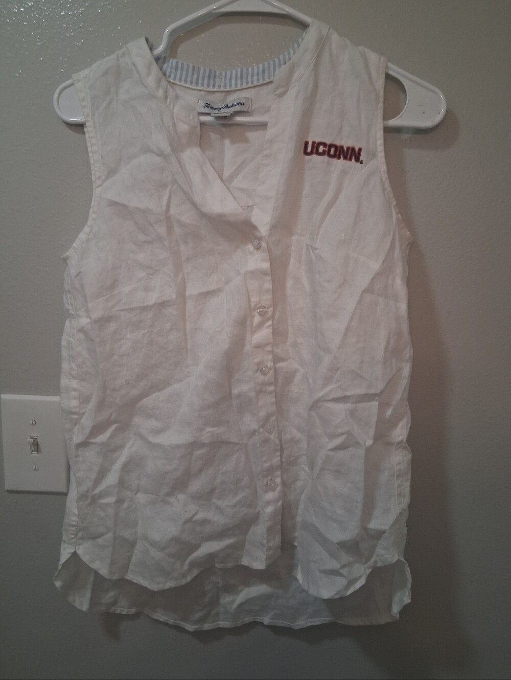 UCONN White Sleeveless Button-Up Blouse